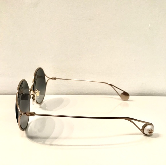 Gucci sunglasses main image 6